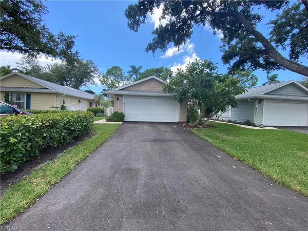 $2,150 | 14805 Crooked Pond Court, Fort Myers, FL 33908