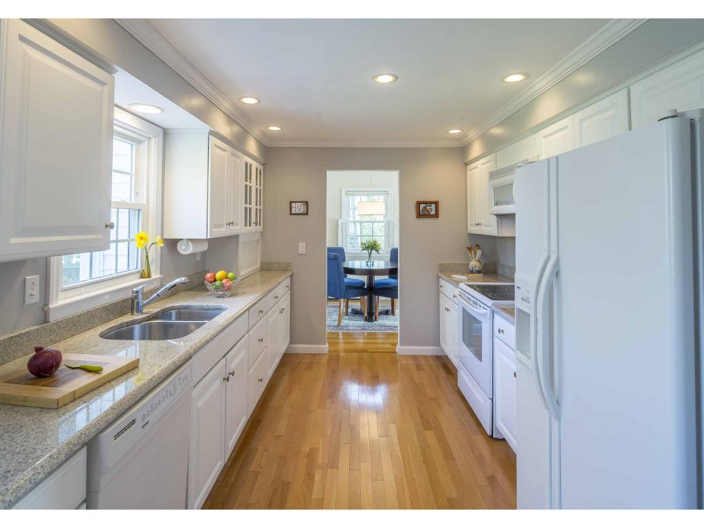636 Central Road Rye, NH 03871 - Photo 8 of 25