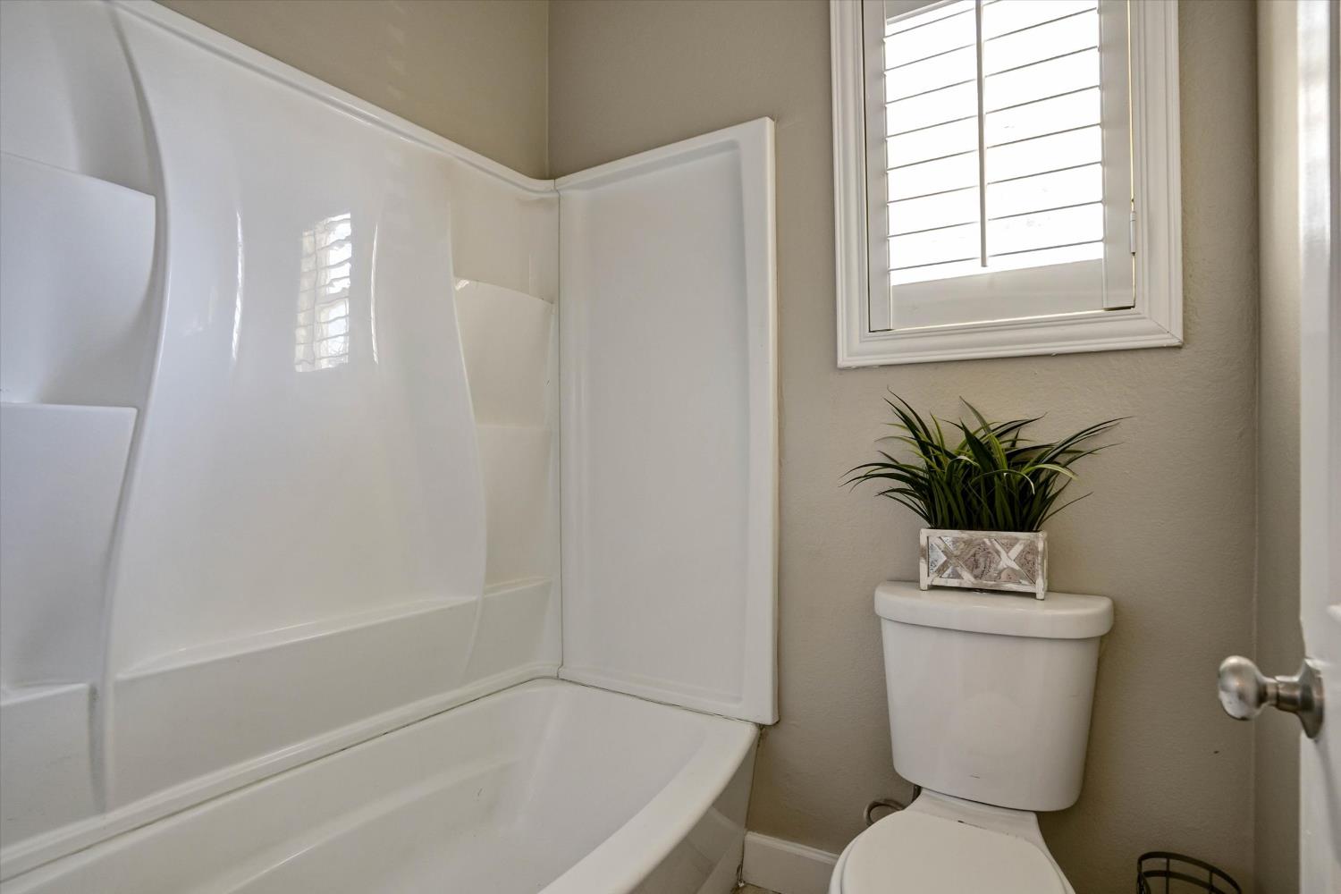 3837 Banyan Tree Drive Modesto, CA 95355 - Photo 36 of 55