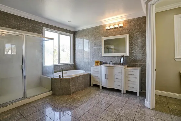 $699,000 | 3837 Banyan Tree Drive, Modesto, CA 95355