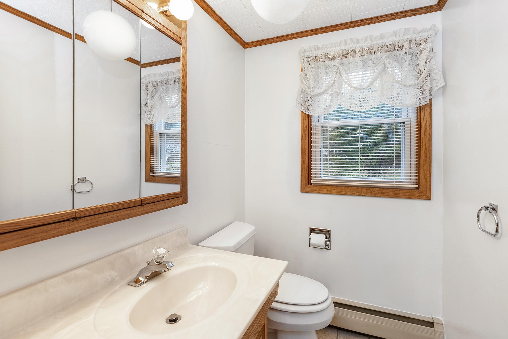 202 Wisconsin Street Wonewoc, WI 53968 - Photo 15 of 37