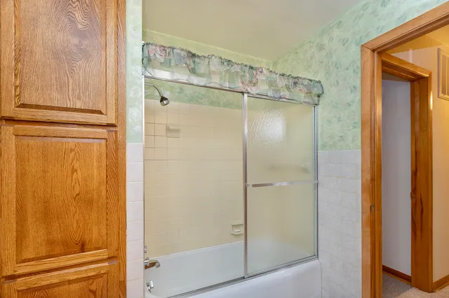 $325,000 | 202 Wisconsin Street, Wonewoc, WI 53968