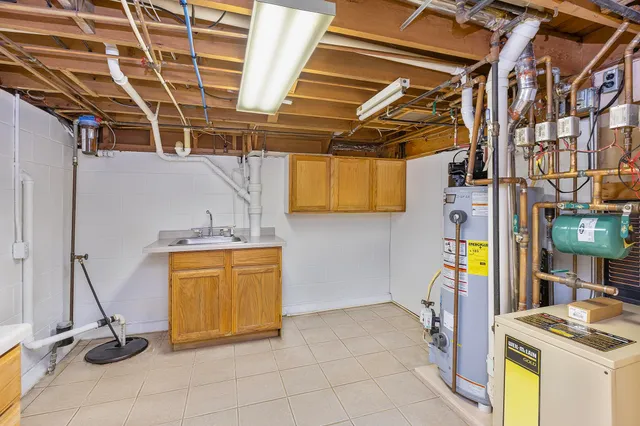 $325,000 | 202 Wisconsin Street, Wonewoc, WI 53968