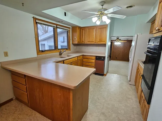 $325,000 | 202 Wisconsin Street, Wonewoc, WI 53968