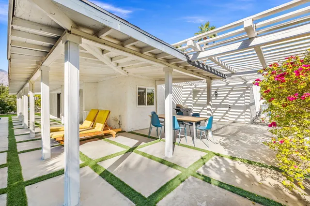 a view of an outdoor space with seating area