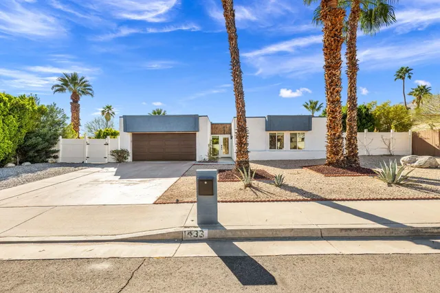 $4,000 | 1433 East Caleta Way, Palm Springs, CA 92262
