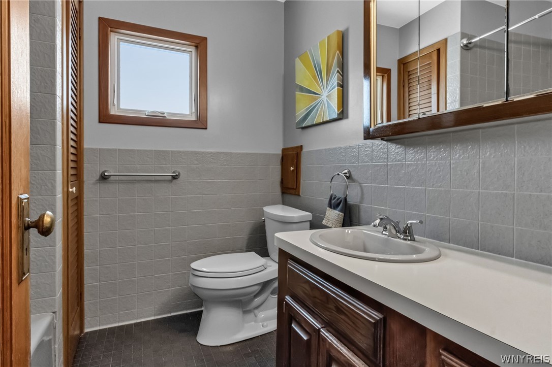 151 Knowlton Avenue Tonawanda, NY 14217 - Photo 31 of 49