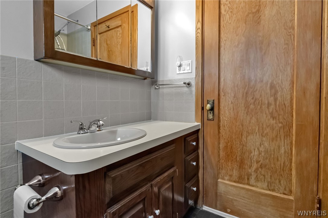 151 Knowlton Avenue Tonawanda, NY 14217 - Photo 32 of 49