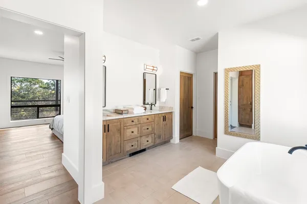 $1,649,500 | 199 Hermosa Road Southwest, Hunt, TX 78024