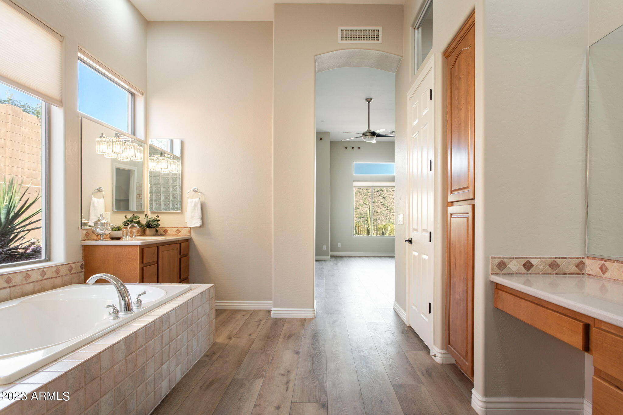 42409 North Back Creek Way Anthem, AZ 85086 - Photo 30 of 87 Primary Bathroom