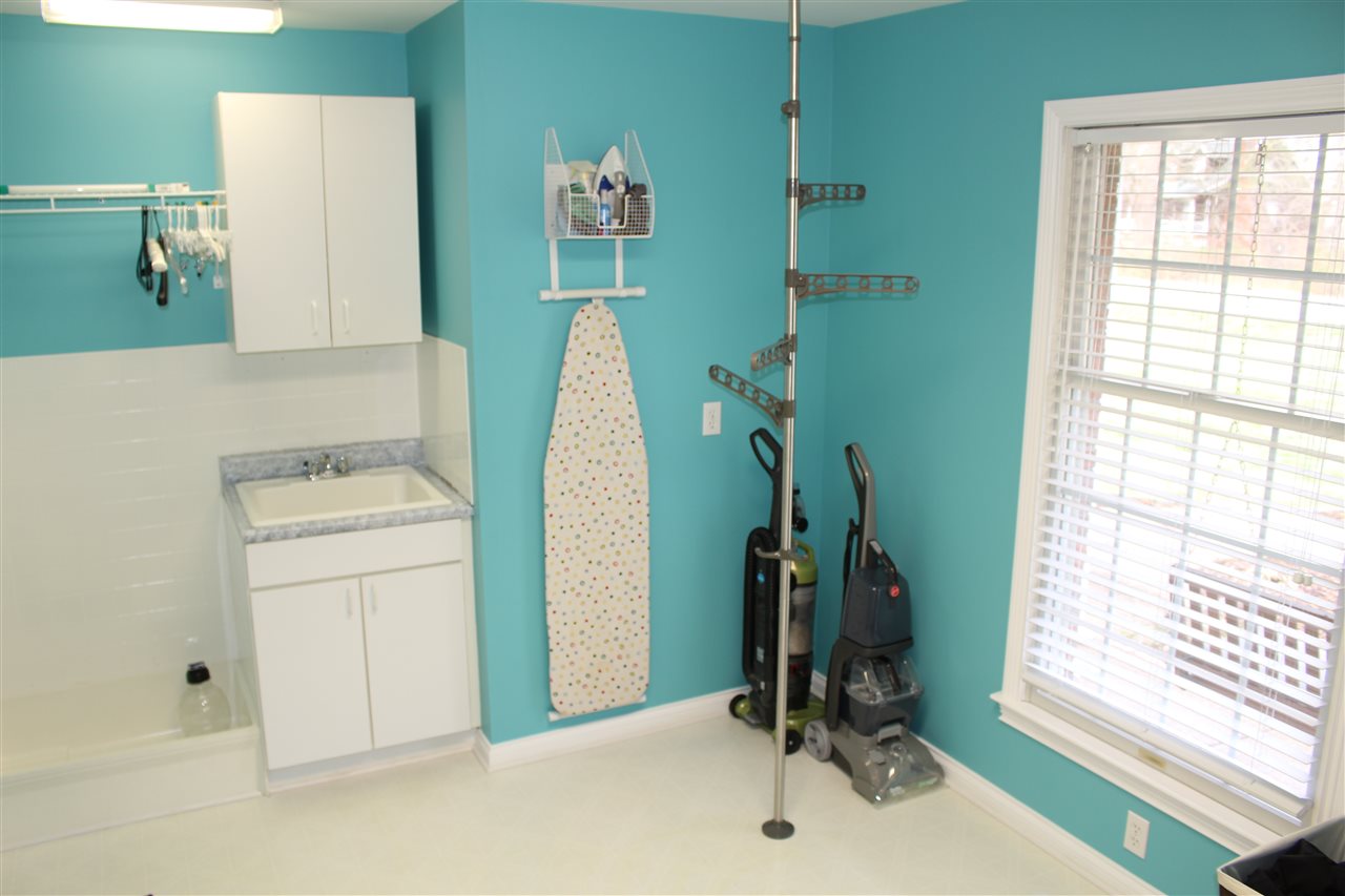 15020 Browning Road Evansville, IN 47725 - Photo 15 of 34 Gallery Image 15