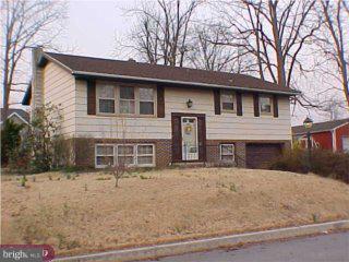 2331-25 Berkley Road Reading, PA 19605 - Photo 1 of 6