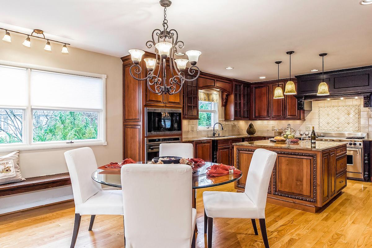2680 Charing Road Columbus, OH 43221 - Photo 25 of 46