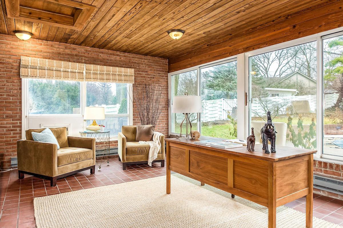 2680 Charing Road Columbus, OH 43221 - Photo 34 of 46