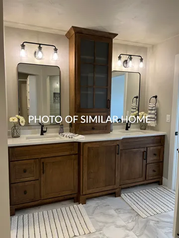 $799,900 | 2556 North Stellita Circle, De Pere, WI 54115