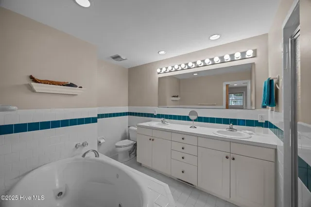 $409,000 | 1404 Tosto Circle, Unit 7, Oriental, NC 28571