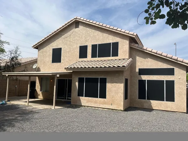 $2,300 | 17 East Hillside Street, Mesa, AZ 85201