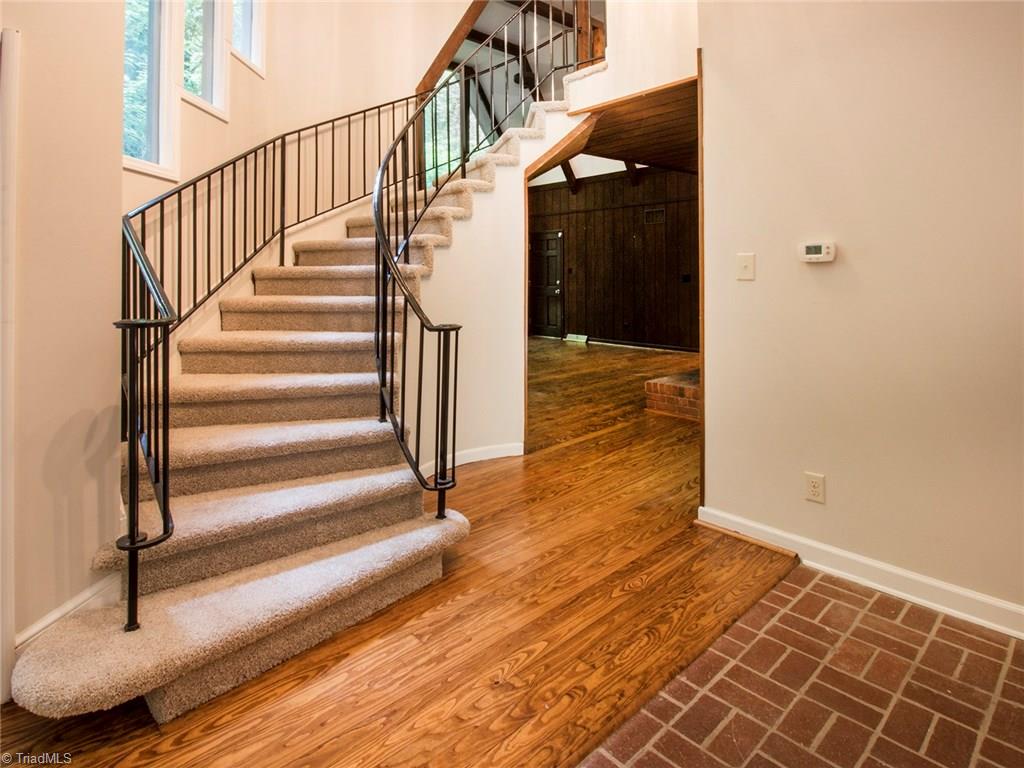8802 Dapple Grey Road Oak Ridge, NC 27310 - Photo 4 of 30