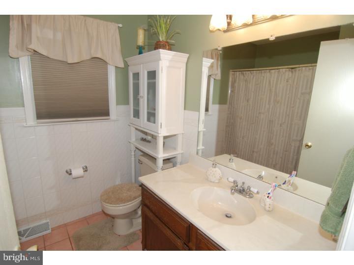 1707 Acorn Drive Sinking Spring, PA 19608 - Photo 19 of 19 Bathroom