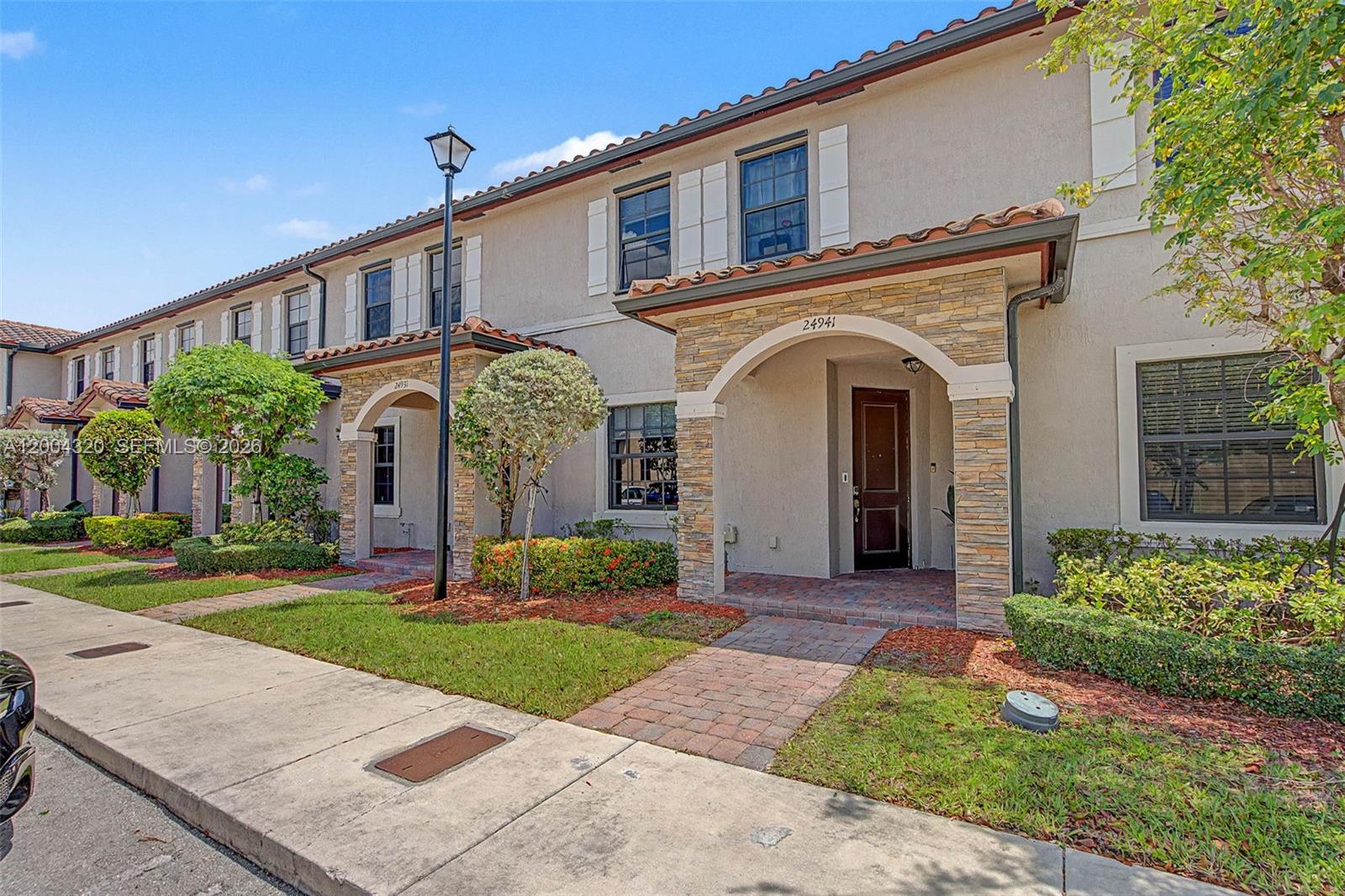 24941 Southwest 114th Court Homestead, FL 33032 - Photo 8 of 39