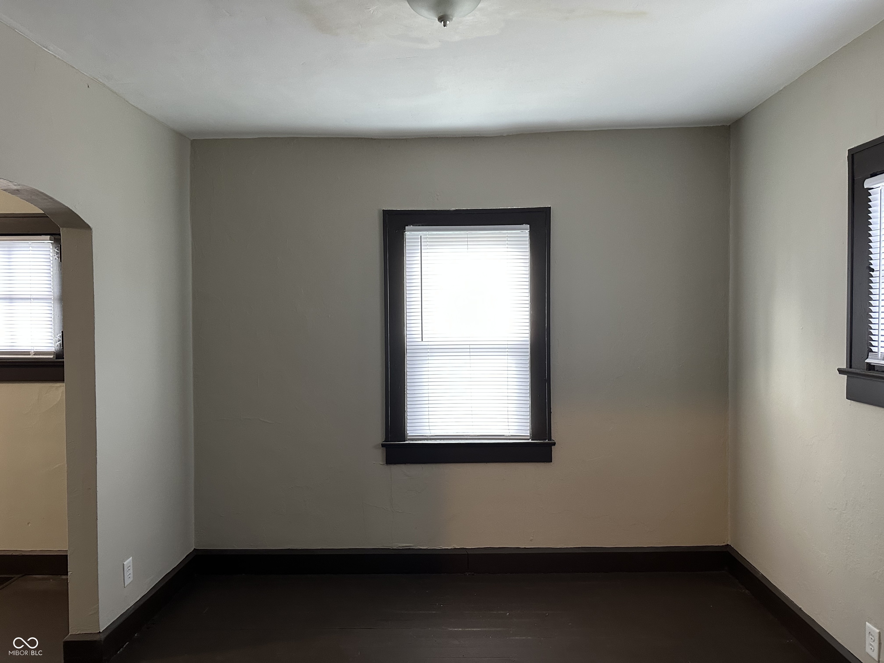 3810 East 9th Street Indianapolis, IN 46201 - Photo 3 of 11