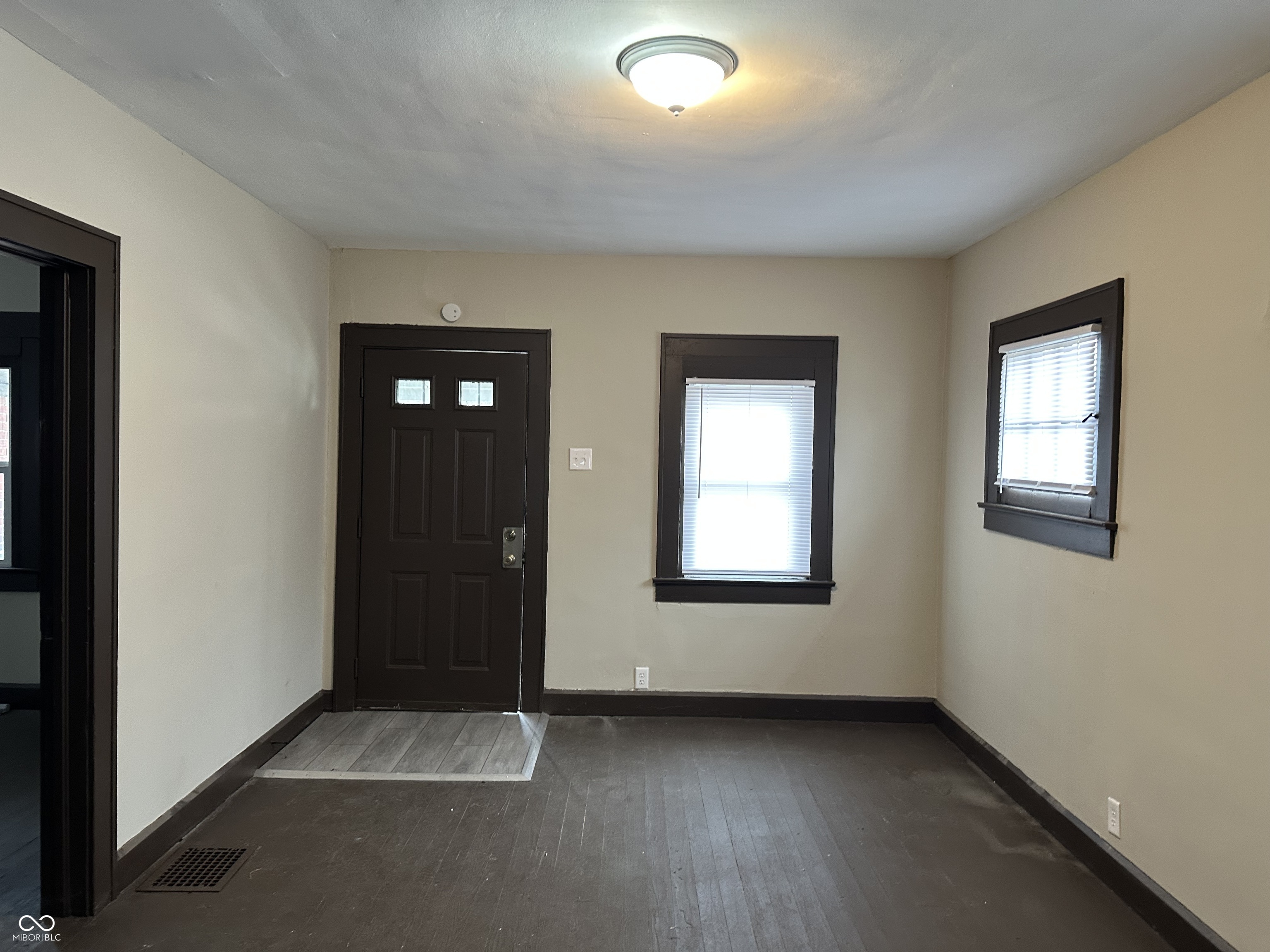 3810 East 9th Street Indianapolis, IN 46201 - Photo 7 of 11