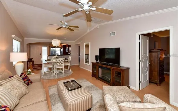 $4,000 | Undisclosed Address, Sarasota, FL 34231