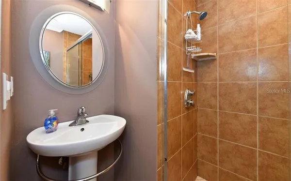 $4,000 | Undisclosed Address, Sarasota, FL 34231