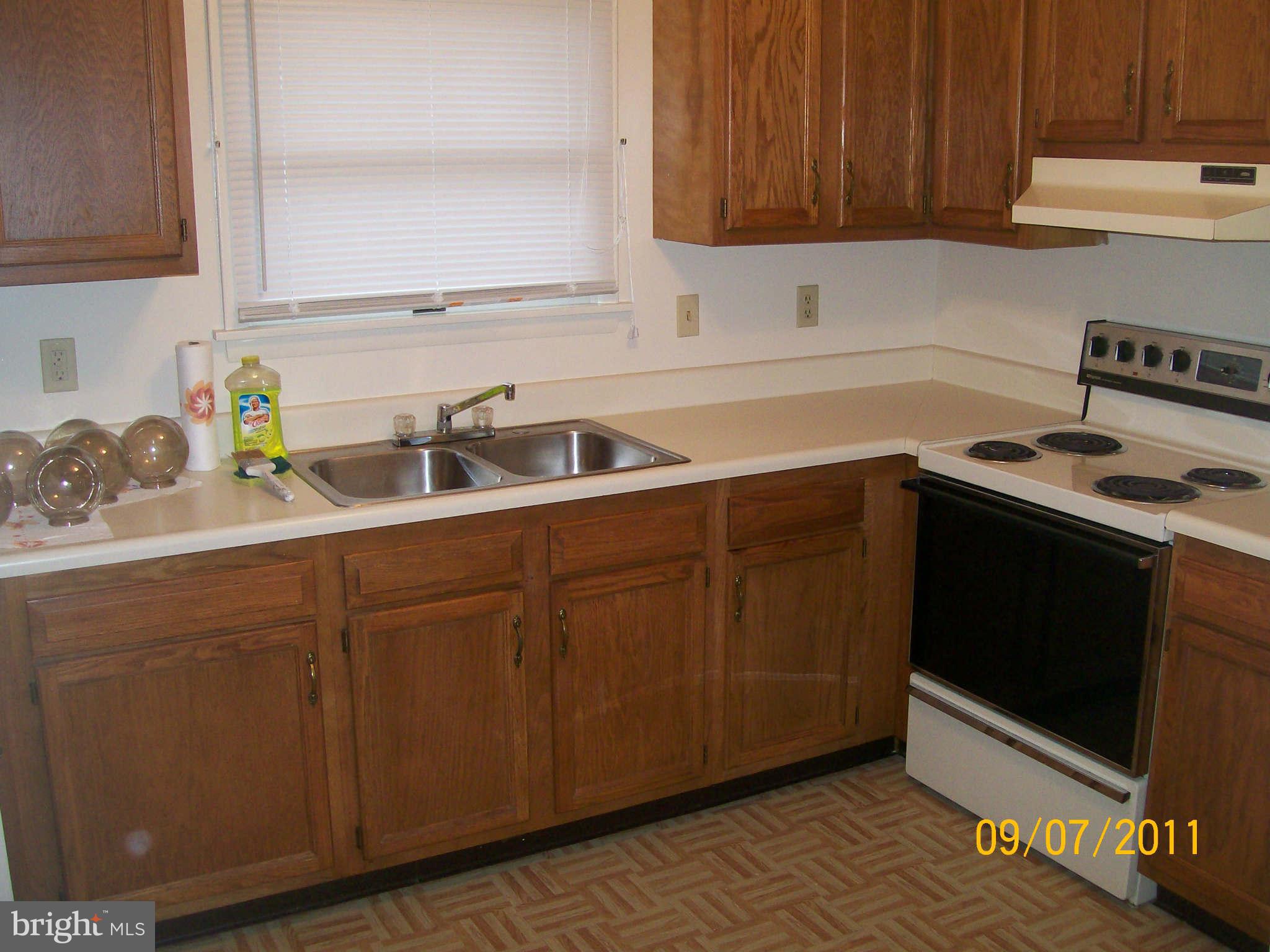 203 Avon Road, Unit A/B Hagerstown, MD 21740 - Photo 6 of 14 Kitchen