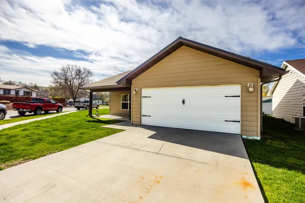 $375,000 | 42 North Carlin Street, Sheridan, WY 82801