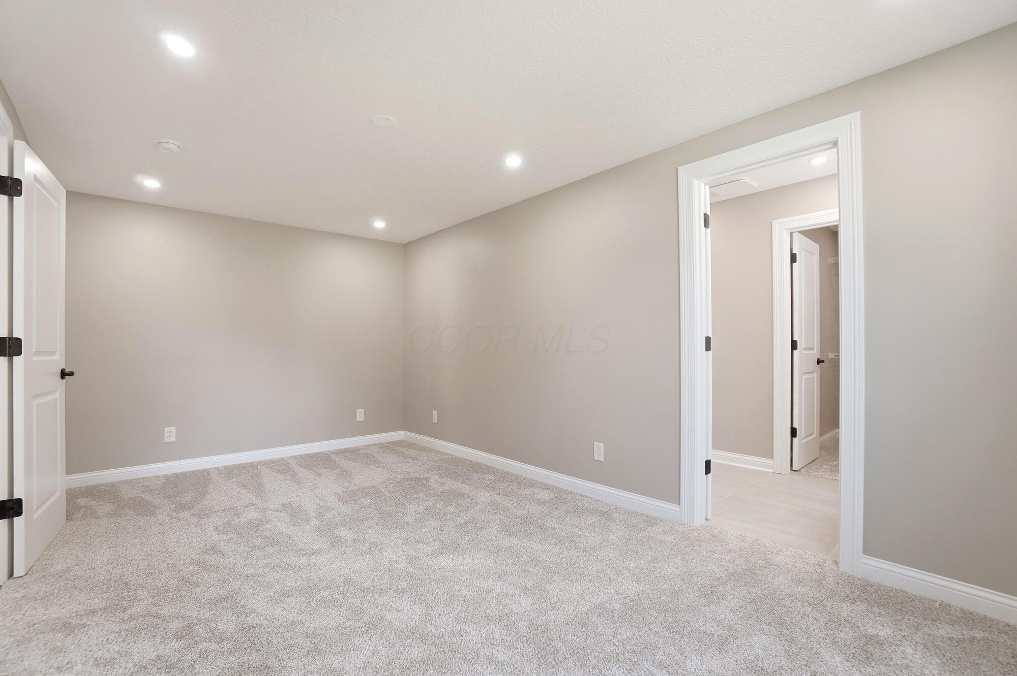 8385 Northeast Plain City-Georgesville Road, Unit R Plain City, OH 43064 - Photo 26 of 59 bed1e