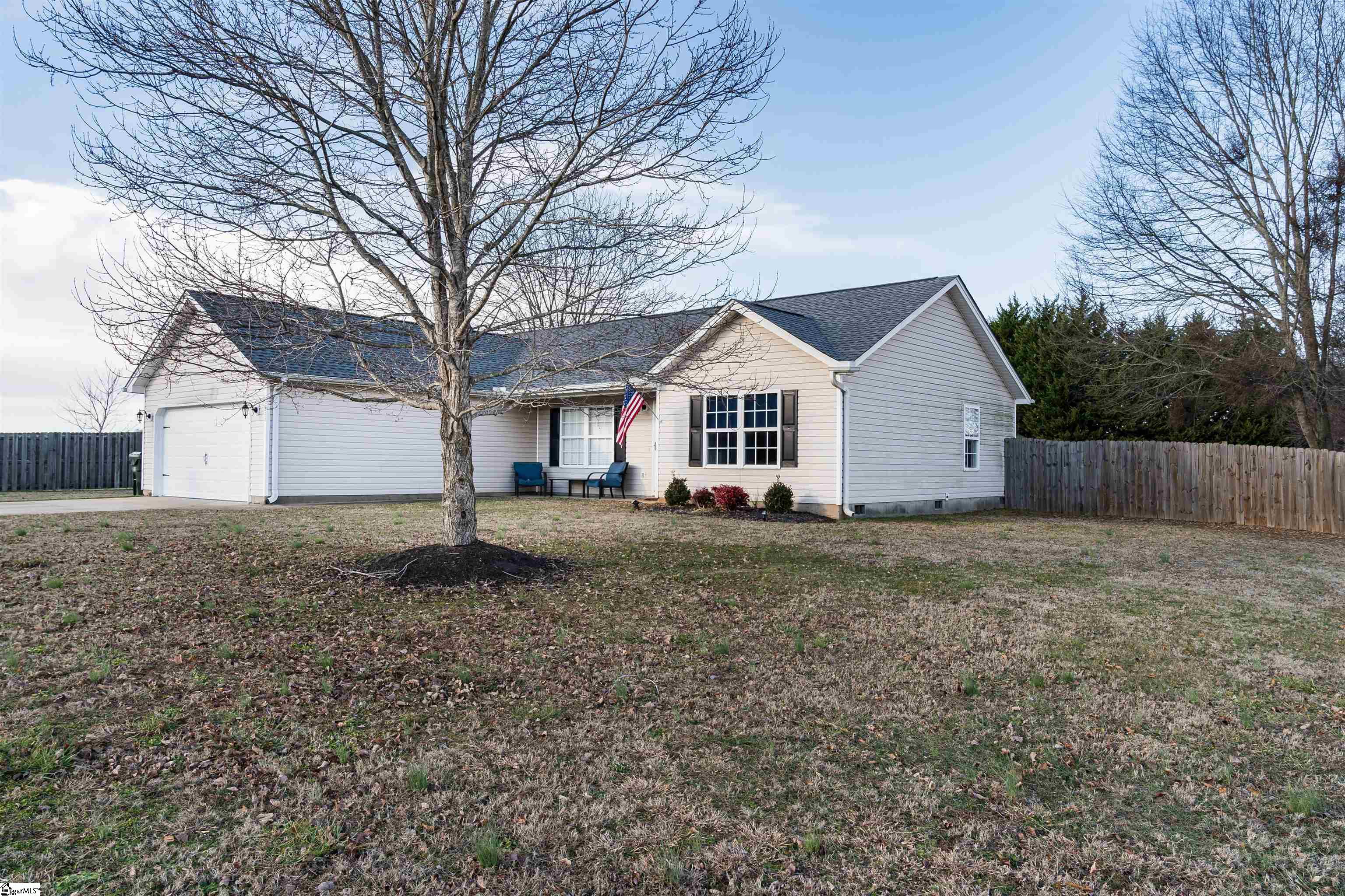 233 Fisher Lake Road Lyman, SC 29365 - Photo 2 of 35 Gallery Image 2