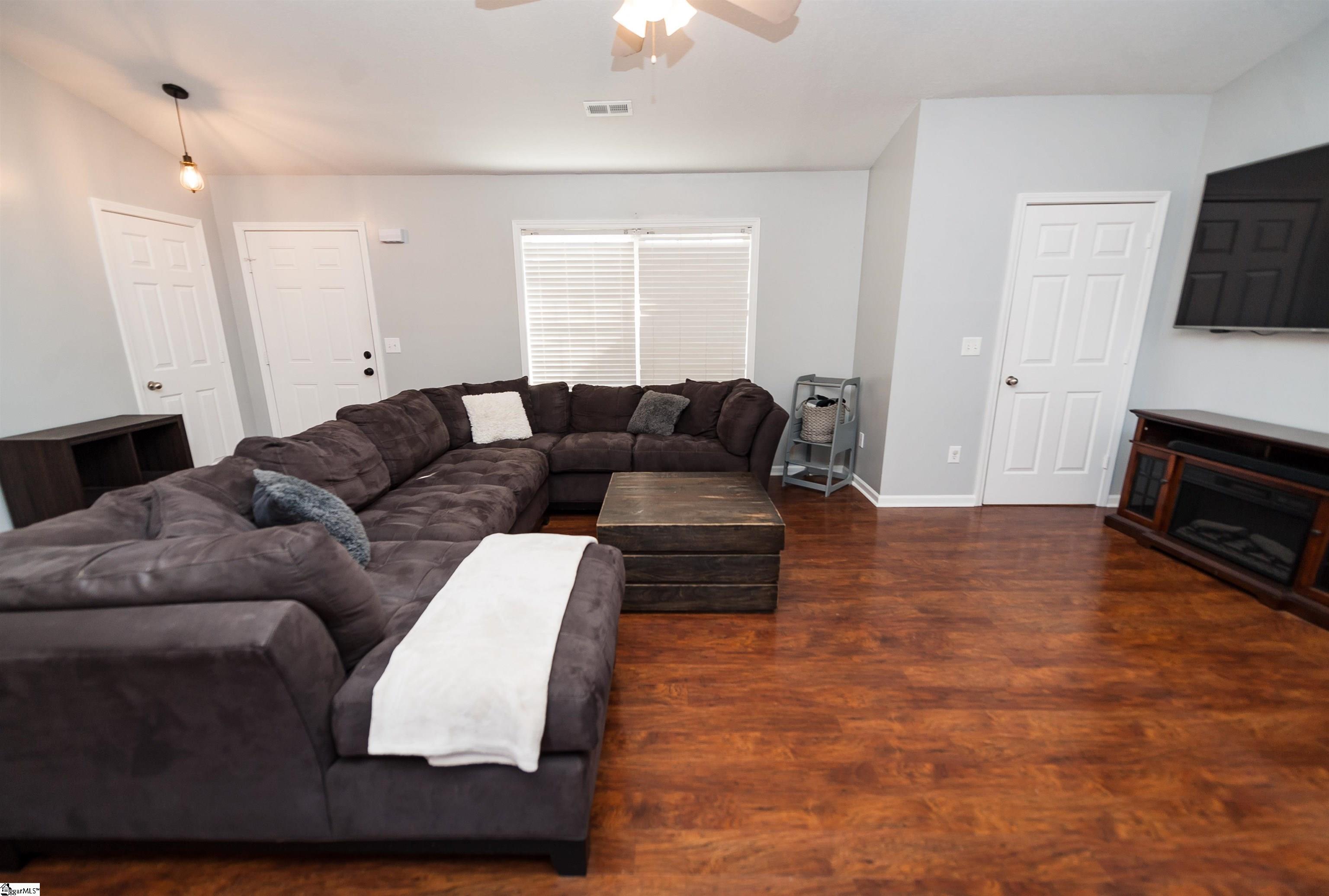 233 Fisher Lake Road Lyman, SC 29365 - Photo 4 of 35 Gallery Image 4