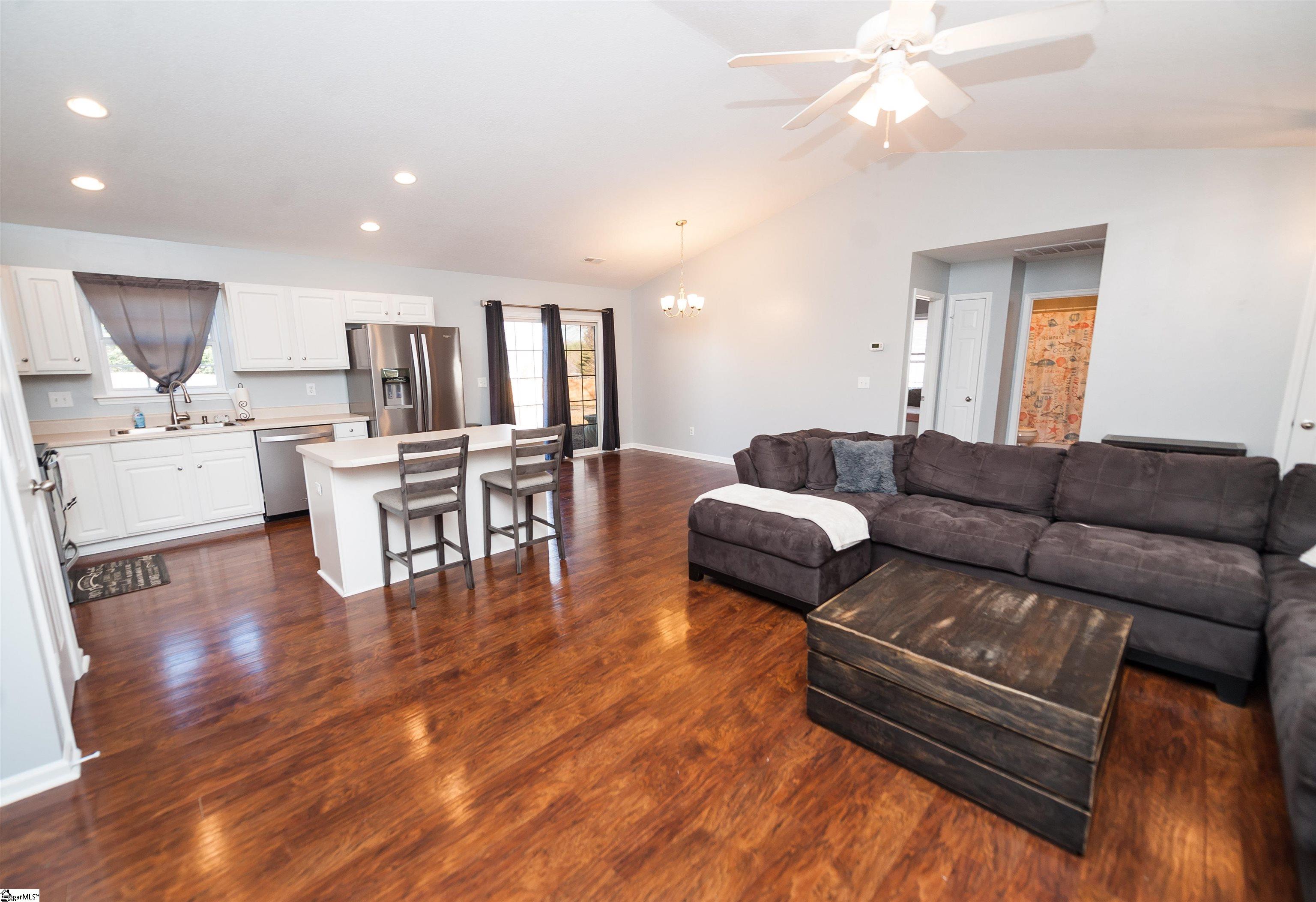 233 Fisher Lake Road Lyman, SC 29365 - Photo 5 of 35 Gallery Image 5