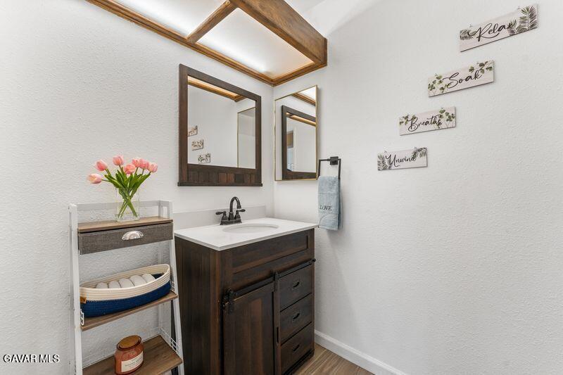 44246 Ruthron Avenue Lancaster, CA 93536 - Photo 9 of 32 24