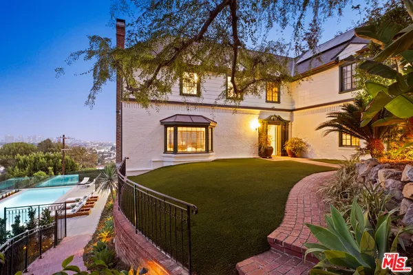 $5,495,000 | 4818 Bonvue Avenue, Los Angeles, CA 90027
