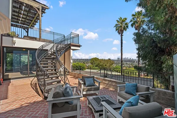 $5,495,000 | 4818 Bonvue Avenue, Los Angeles, CA 90027