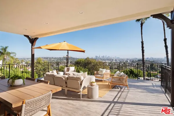 $5,495,000 | 4818 Bonvue Avenue, Los Angeles, CA 90027