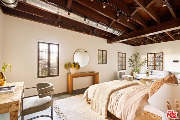 $5,495,000 | 4818 Bonvue Avenue, Los Angeles, CA 90027