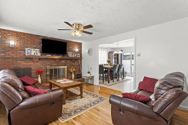 $510,000 | 109 Weston Road, Manchester, NH 03103
