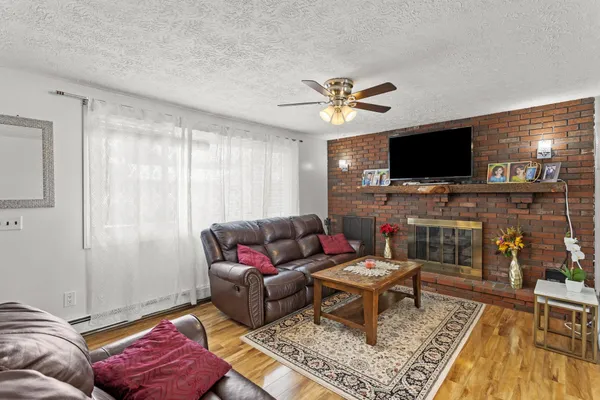 $510,000 | 109 Weston Road, Manchester, NH 03103