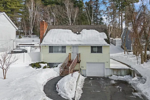 $510,000 | 109 Weston Road, Manchester, NH 03103