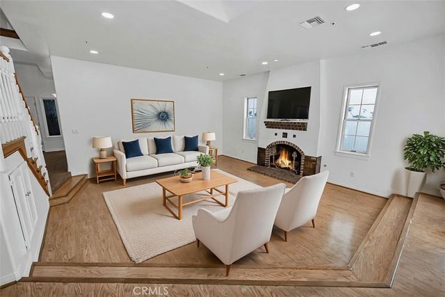 $1,988,000 | 217 North Lima Street, Sierra Madre, CA 91024