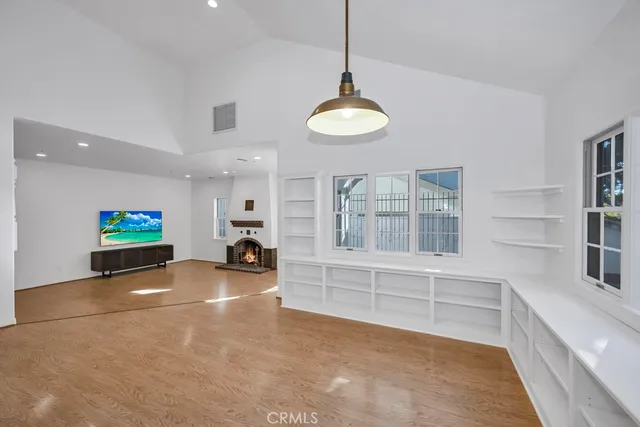 $1,988,000 | 217 North Lima Street, Sierra Madre, CA 91024