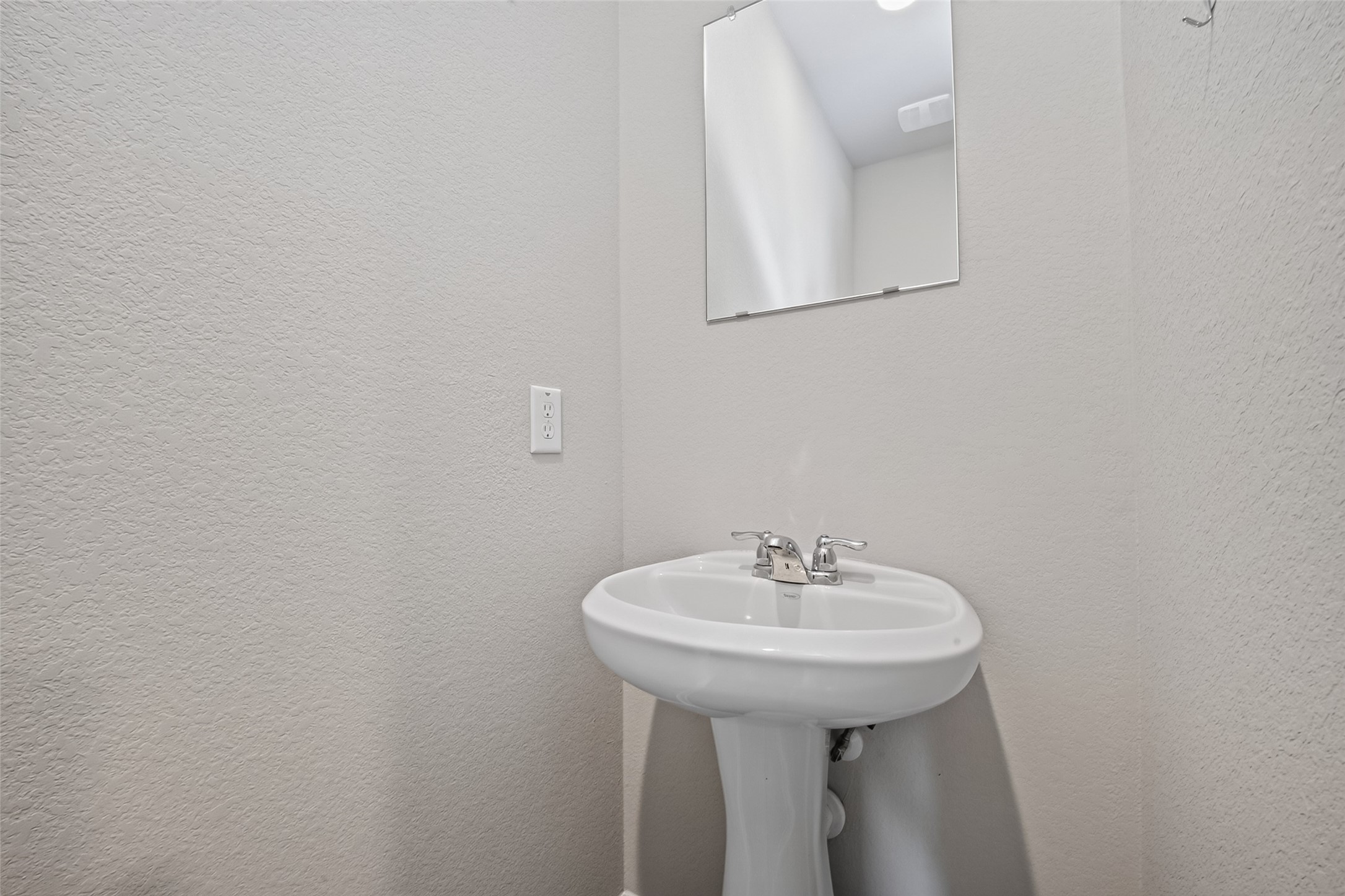 954 Luke Darrell Drive Rosharon, TX 77583 - Photo 17 of 45