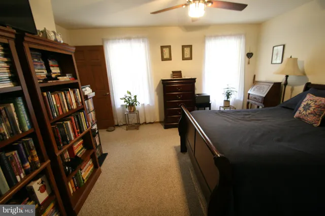 $379,900 | 21427 Shore Valley Road, Three Springs, PA 17264