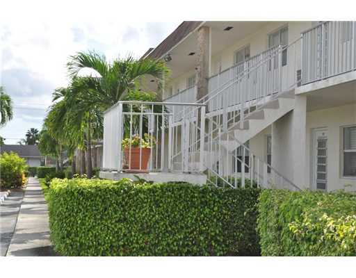 9855 Sandalfoot Boulevard, Unit 302 Boca Raton, FL 33428 - Photo 4 of 25 Additional Photo
