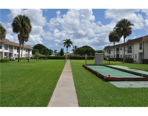 9855 Sandalfoot Boulevard, Unit 302 Boca Raton, FL 33428 - Photo 7 of 25 Additional Photo