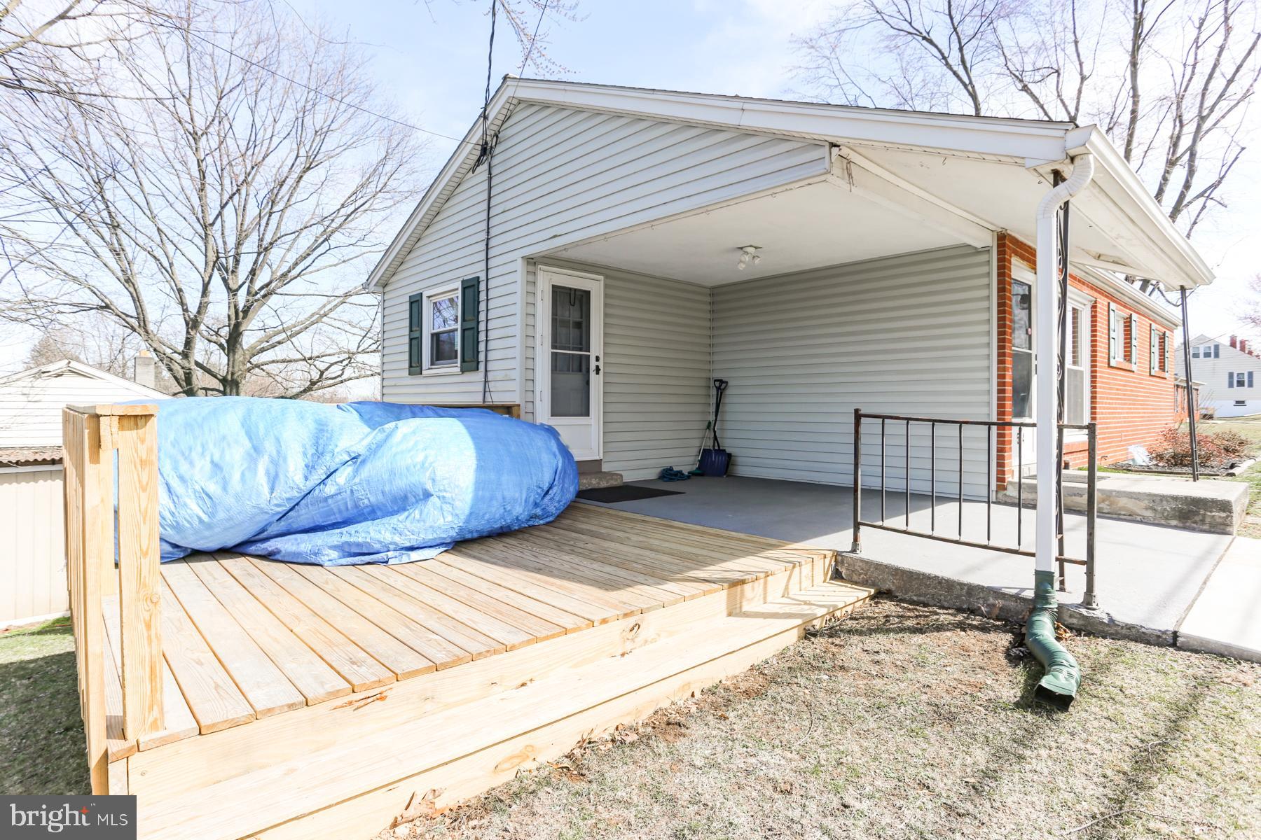 504 Ridge Avenue Harrisburg, PA 17111 - Photo 4 of 34 Gallery Image 4