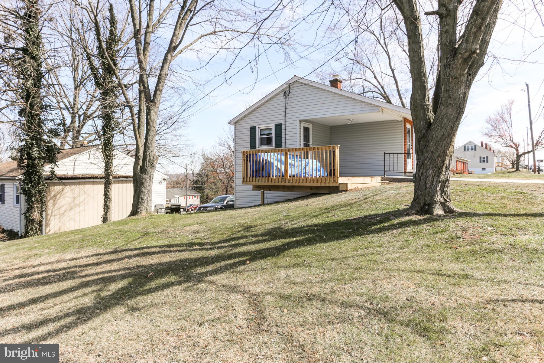 504 Ridge Avenue Harrisburg, PA 17111 - Photo 5 of 34 Gallery Image 5